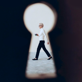 Агентство изнутри