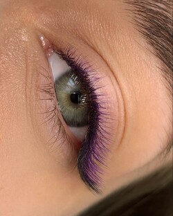 Цвеине наращивание ресниц 