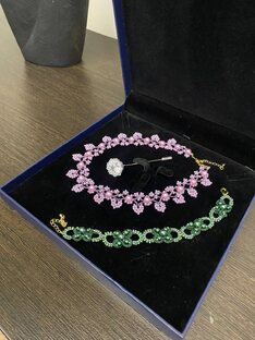 «Фриволите: Искусство элегантности в каждой петле»