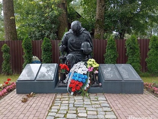 Пока не увековечен последний...