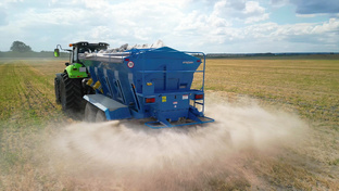 УРМ универсальный распределитель материалов