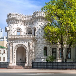 Памятник нерукотворный: историческое наследние 