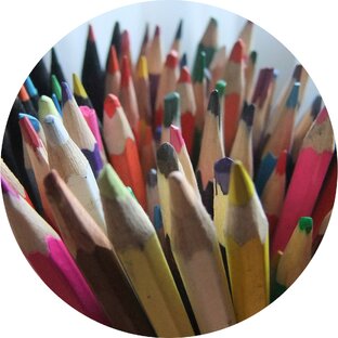 Коробка с карандашами 