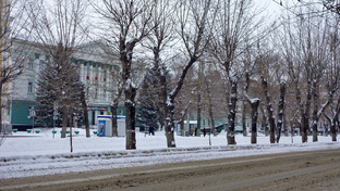 Уборка двороф и дорог в барнауле. 