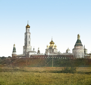 Автозаводская улица, Восточная улица и окрестности