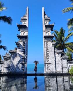 Санья (своим ходом)