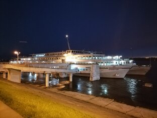 Песня для души и с глубоким смыслом. 