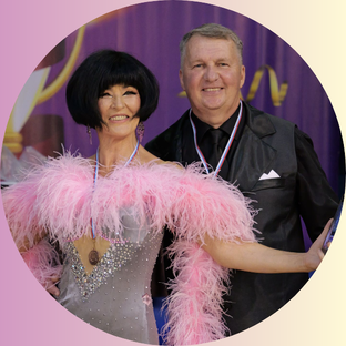 В танцах танцуют трое: пара и тренер