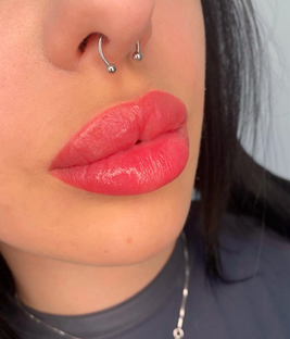 Перманентный макияж губ 