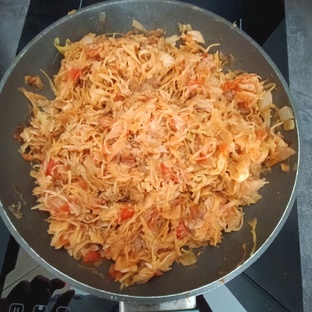 Тушёная капуста