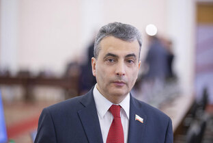 Лев Шлосберг