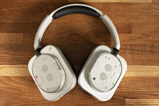 Беспроводные охватывающие наушники