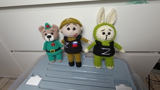 Военные игрушки. Мастер-классы по вязанию крючком 