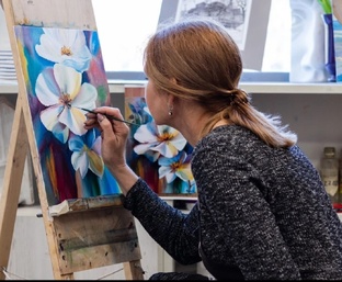 Занятия живописью и рисунком для взрослых