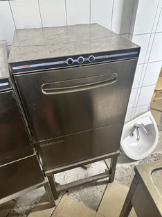 Ремонт профессиональных посудомоечных машин