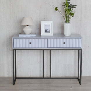 Консольные столики