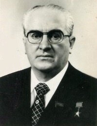 Юрий Андропов