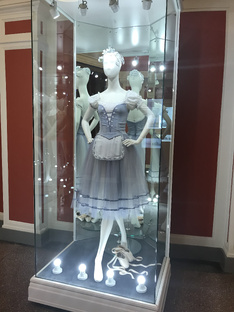 Сценические костюмы 