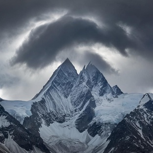 Ушба - " Гора - ведьма