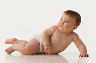 По пластунски, раненый партизан 