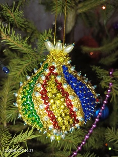 Новогодние игрушки