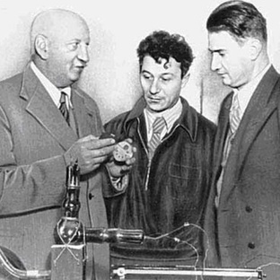 Ученые-электрики