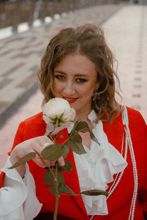 Мы женщины зависим от мнения окружающих