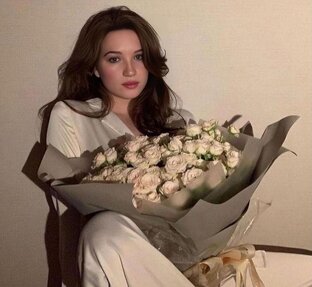 girl Dior