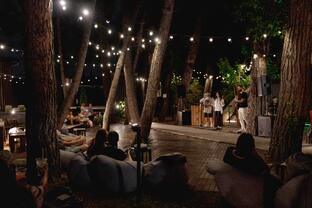 Жизнь отеля Моне