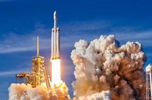Запуски Falcon 9 и FH