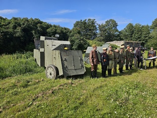 Колёсные танки.