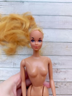 Приведение в порядок заигранных детьми кукол 