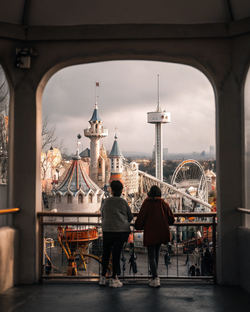 Работа за границей для девушек СНГ