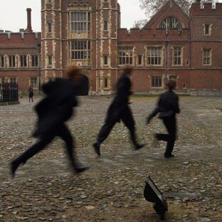 Книга:"Чарли,Чарли,ты здесь?"