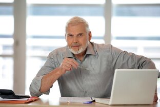 Oldы рулят или зачем вам продажник 40+