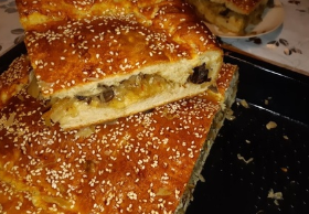 Выпечка с мясом,картофелем и т.д