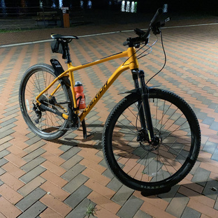 🚴 Серия для Дзена: «Жизнь на двух колёсах»