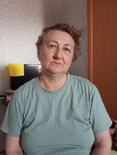 Литературные чтения, автор читает свои стихи, классиков, строки из своей книги