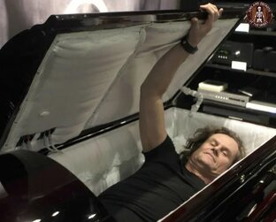 Жив или не жив, вот в чём вопрос 