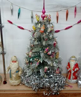 Фабрика ёлочных игрушек. Карачев