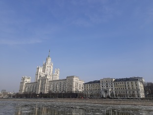 Москва: Космодамианская набережная и Пятницкая улица