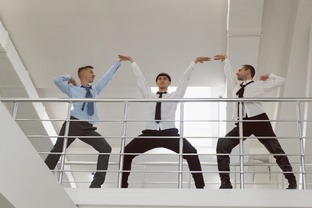 🧩 Истории из жизни компании