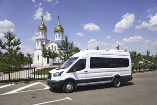 Захоронение праха в могилу на кладбище