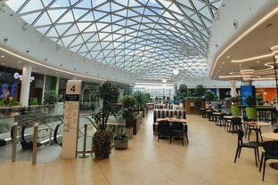 Торговый центр "Хорошо" у метро Полежаевская