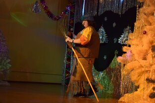 Анекдоты и смешные приключения Бабы Яги