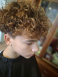 химическая завивка волос 