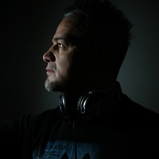 Christian Monique ( Space Deep Melodic & Progressive House )