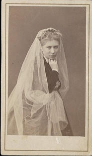  Петр Чайковский.  Около музыки.