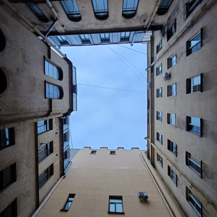 Волшебство Петербурга - это его дома