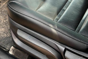 Реставрация кожи сиденья